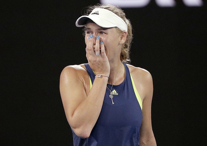 Возњацки се повукла с турнира у Вашингтону